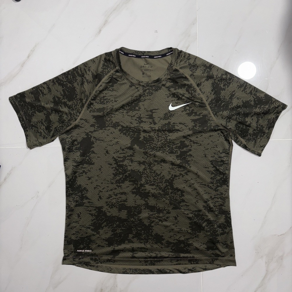 Nike Pro Shirt Mens XL Green Digital Camouflage Dri Fit Performance Active Tee